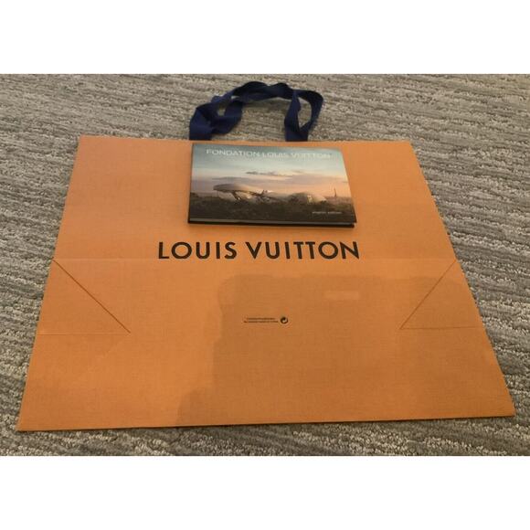 LOUIS VUITTON 15.6 X 13.25 X 6.25 Large Authentic Gift Shopping Paper Bag Orange - Picture 1 of 5